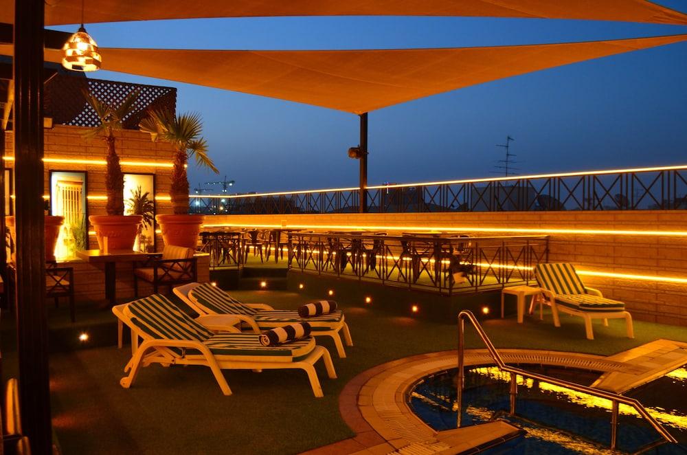 Concorde Deira Hotel -Formerly Golden Tulip Deira Hotel Дубай Екстериор снимка