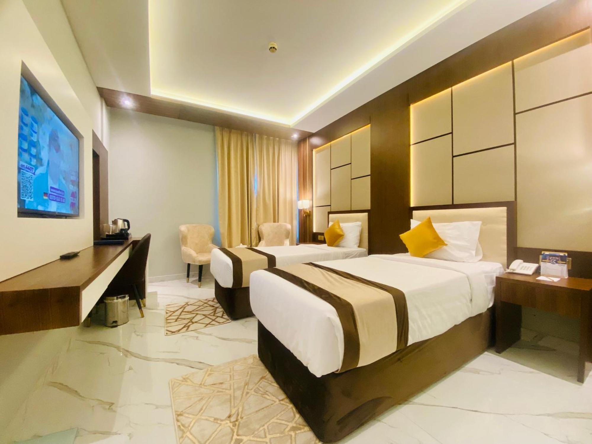 Concorde Deira Hotel -Formerly Golden Tulip Deira Hotel Дубай Екстериор снимка