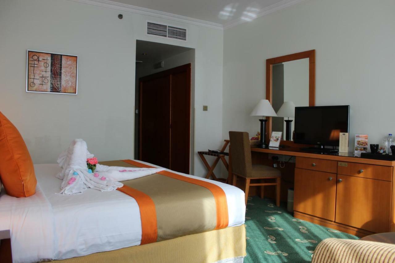Concorde Deira Hotel -Formerly Golden Tulip Deira Hotel Дубай Екстериор снимка