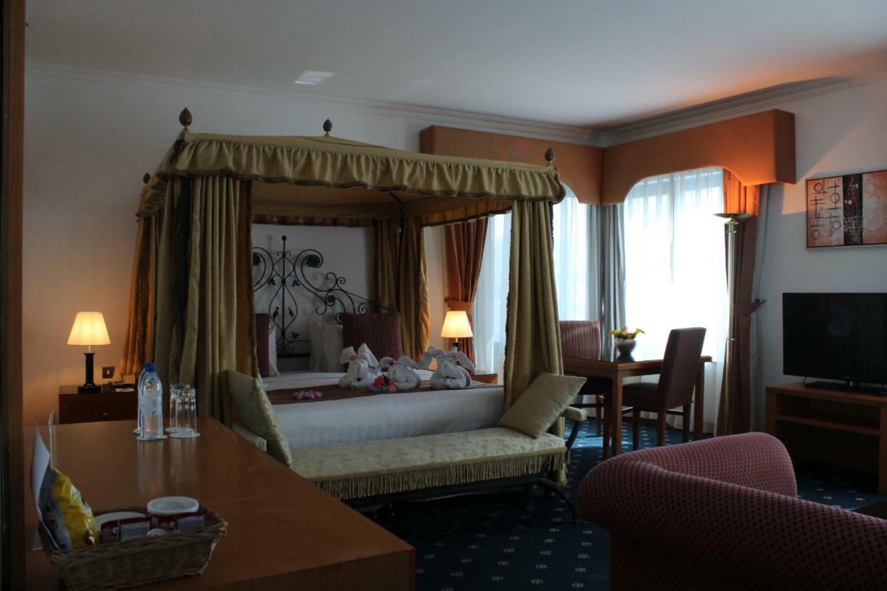 Concorde Deira Hotel -Formerly Golden Tulip Deira Hotel Дубай Екстериор снимка