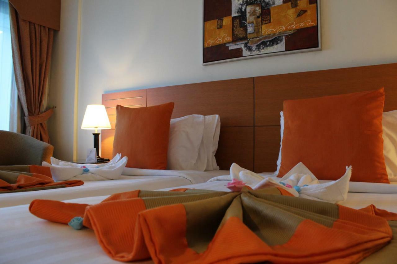 Concorde Deira Hotel -Formerly Golden Tulip Deira Hotel Дубай Екстериор снимка
